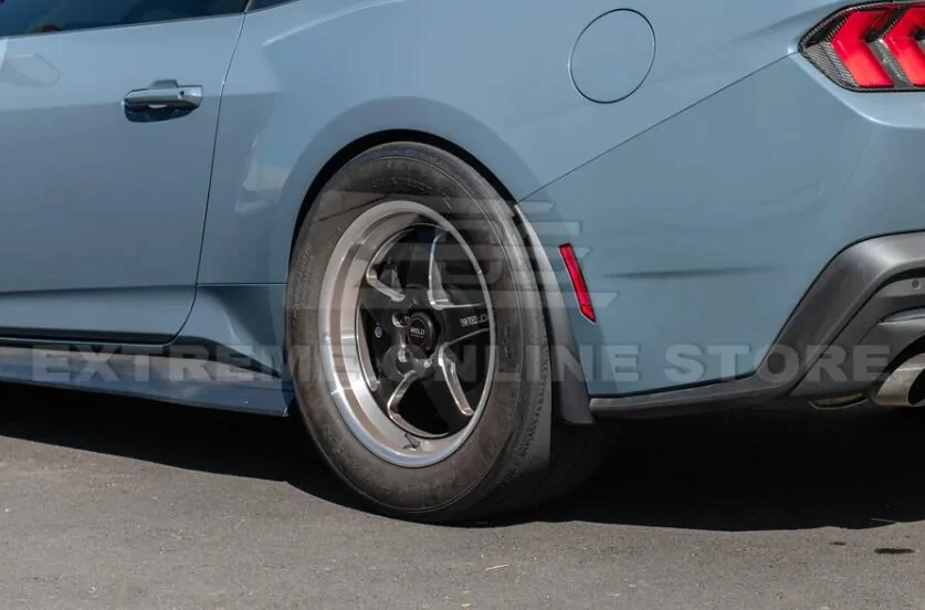 S650 Mustang ZL1 Addons, Inc. S650 Deluxe Rock Guards install Schermafbeelding 2025-03-31 025231