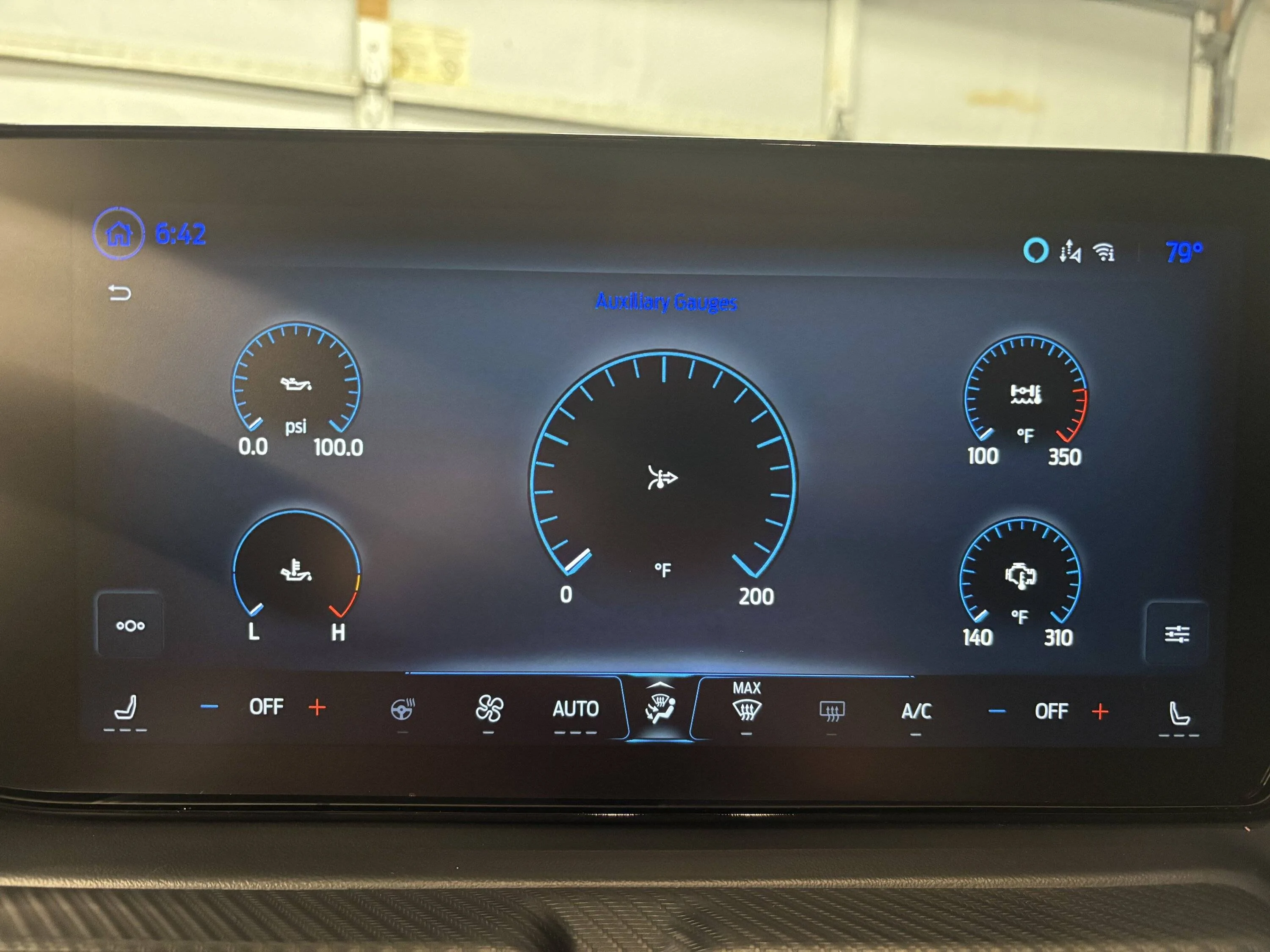 S650 Mustang Gauges on secondary screen IMG_2106