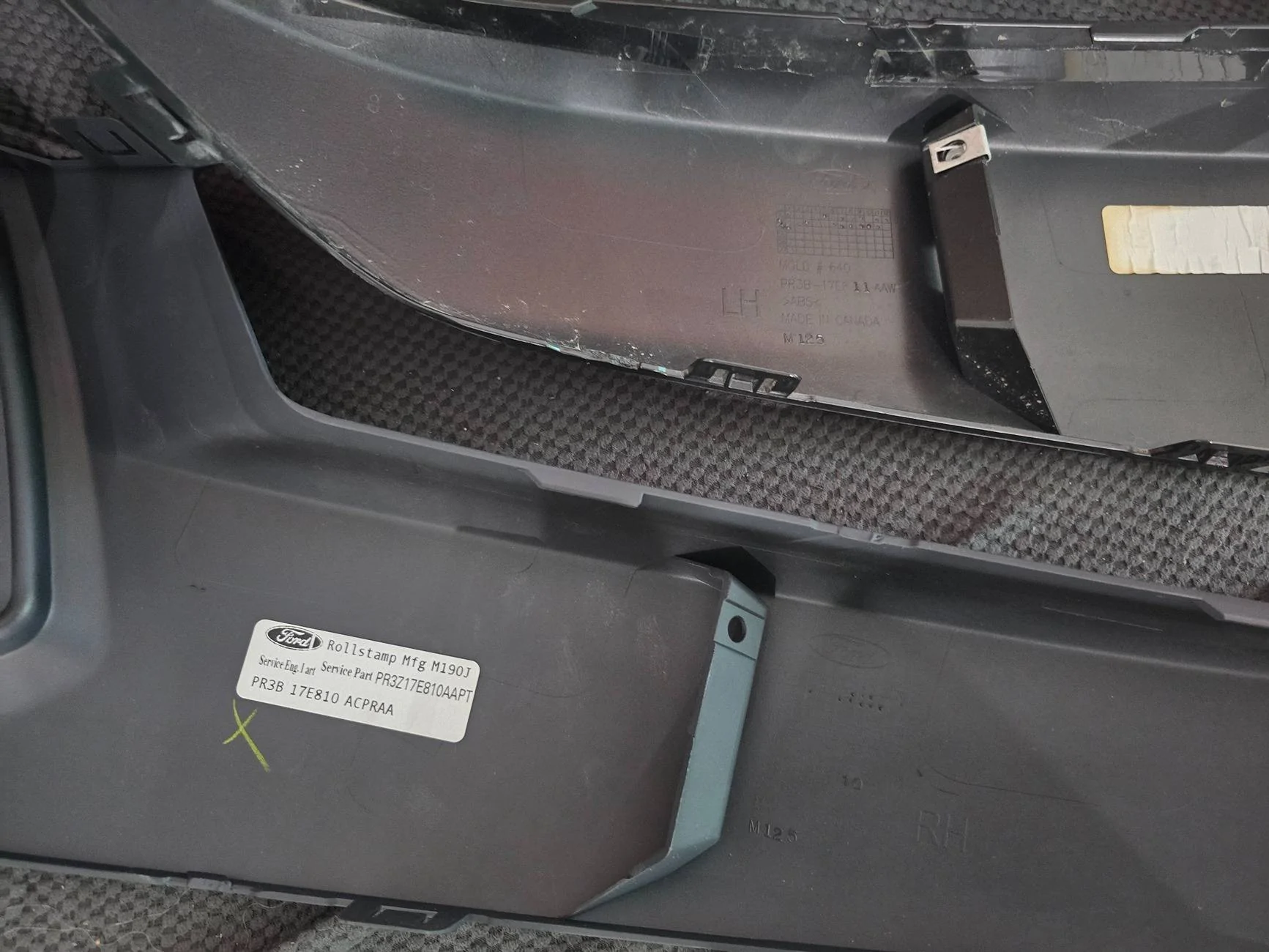 S650 Mustang Dark horse bumper trim paint 20250417_155827