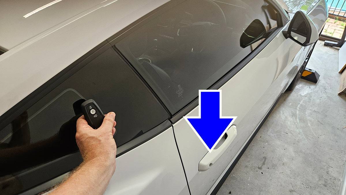 S650 Mustang Horn sounds when exiting car 20241229_131735_1200-