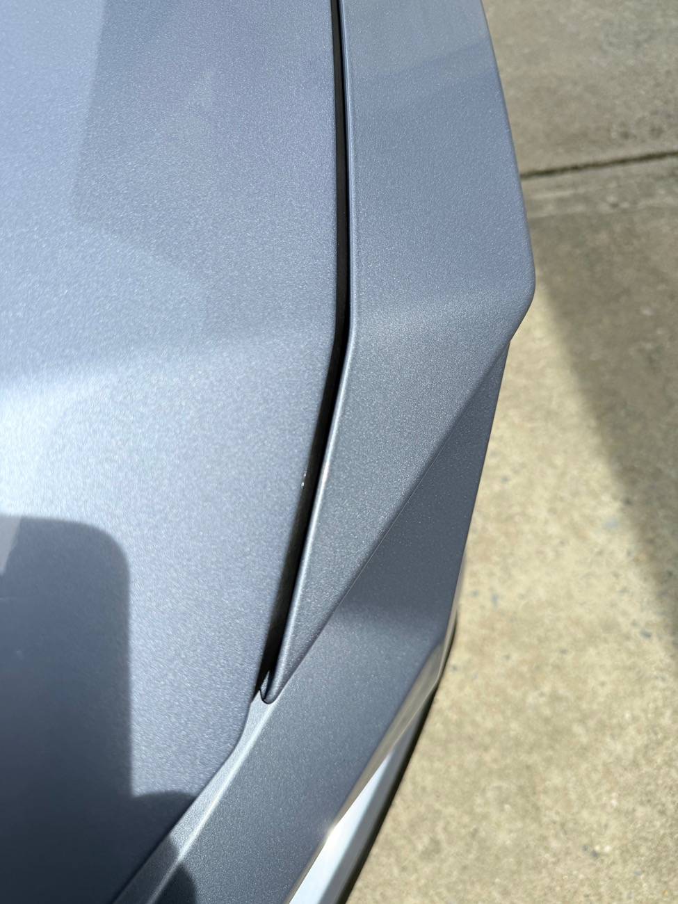 S650 Mustang Has anyone noticed hood lift? IMG_0497