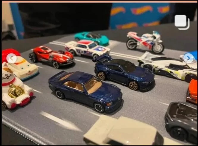 S650 Mustang First S650 2024 Ford Mustang Diecast! 1/18 Dark Horse in Carbonized Gray Screenshot 2025-04-27 095449