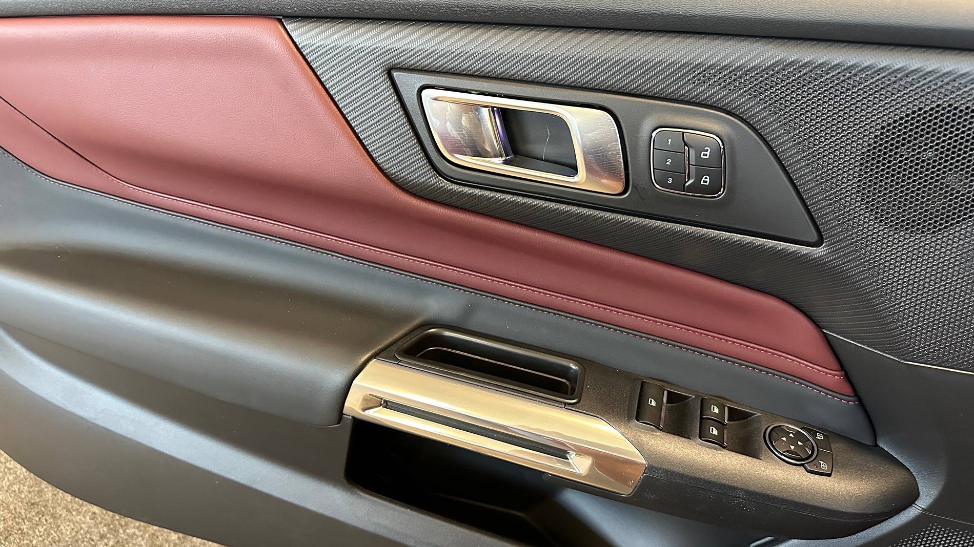 S650 Mustang Official MOLTEN MAGENTA Mustang S650 Thread IMG_6254