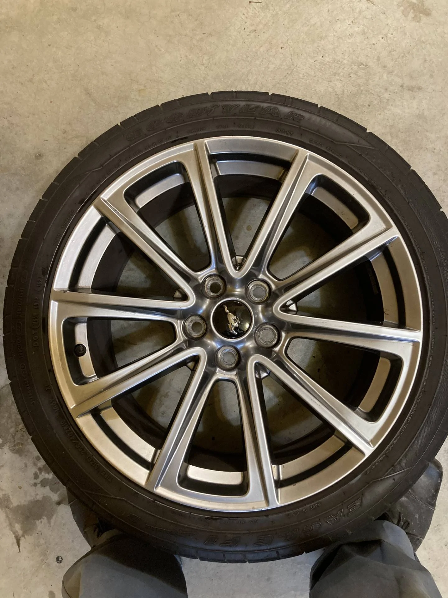 S650 Mustang 2015 mustang wheels 19 inch premium painted thumbnail_IMG_8013d