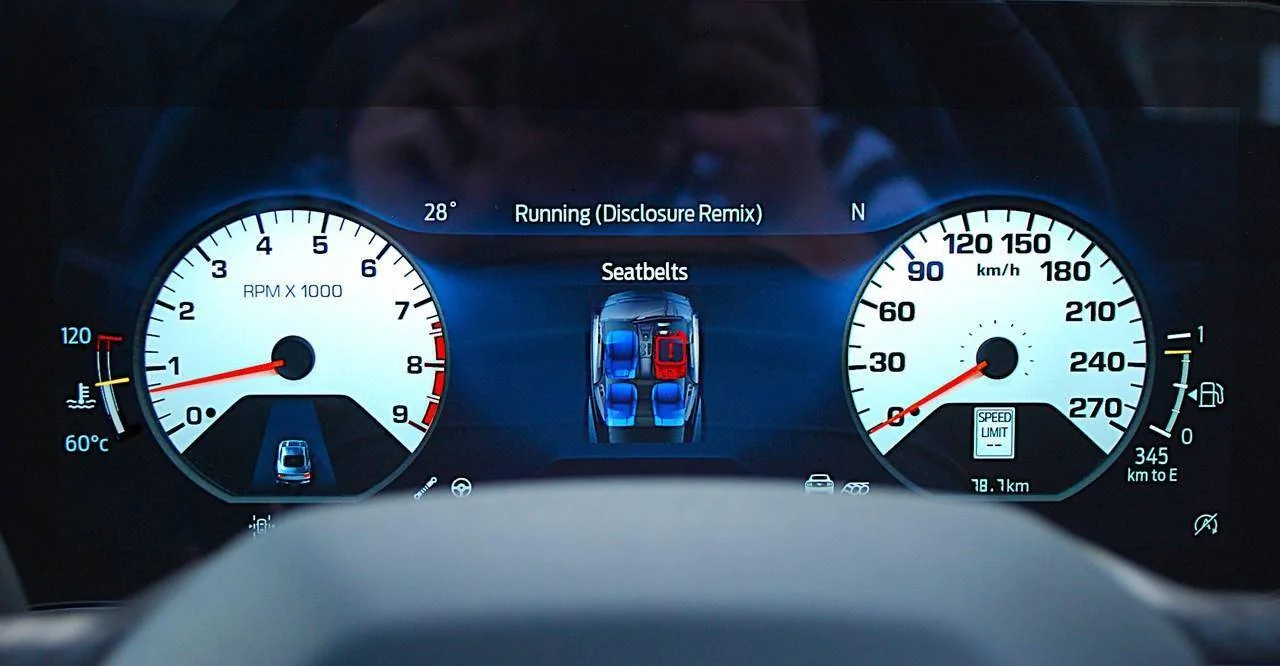 S650 Mustang Difference between DH and GT dash layouts? 1747542842203-qj