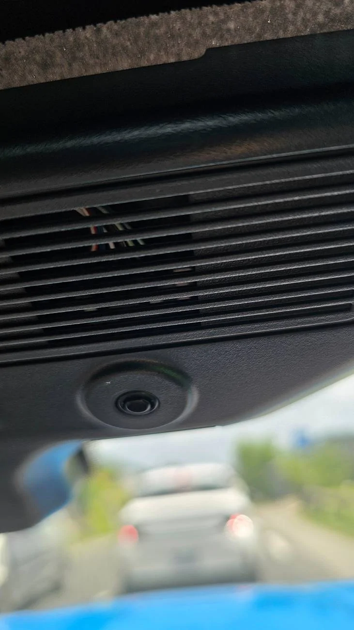 S650 Mustang Is this the interior motion sensor? 20250525_135532