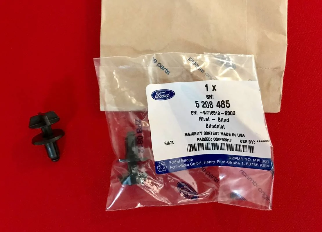 S650 Mustang Battery Cover Scrivets IMG-2488