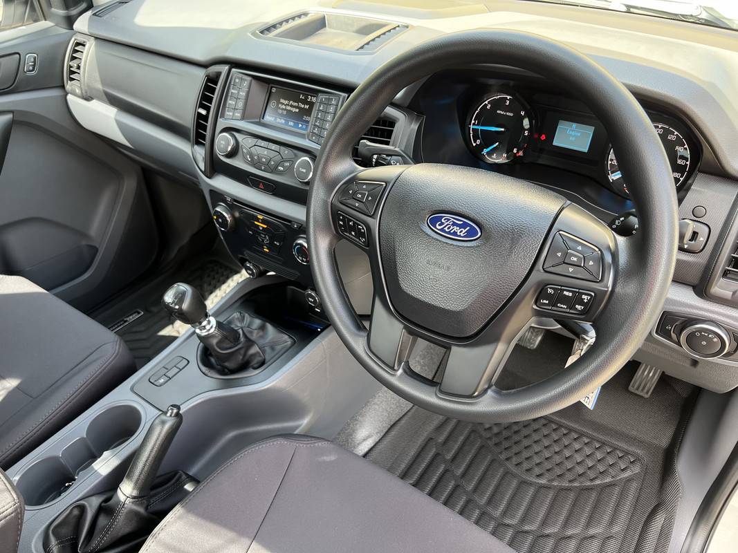 S650 Mustang Hands On The Wheel – Cleaning Your Steering Wheel IMG-5436