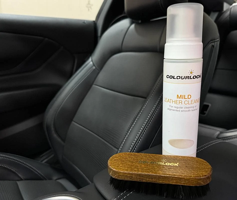 S650 Mustang Hands On The Wheel – Cleaning Your Steering Wheel IMG-2156