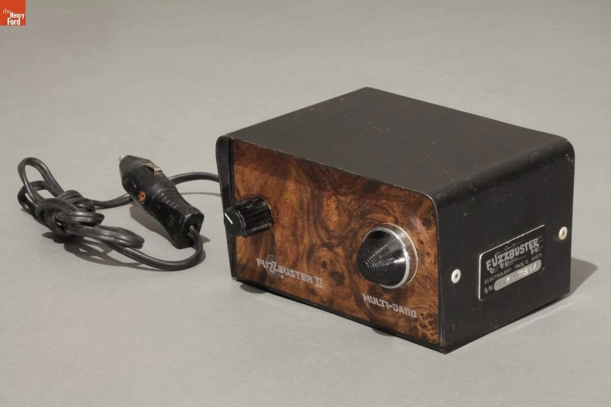 S650 Mustang What Radar Detecter Do You Use? thf104645