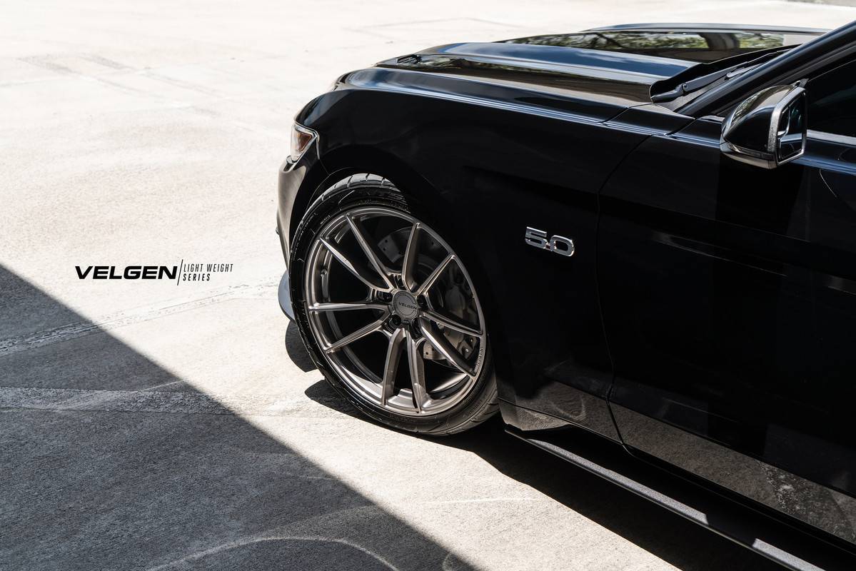 S650 Mustang Continental sc7 vs Michelin 4s & Pirelli z4 Velgen-VF5