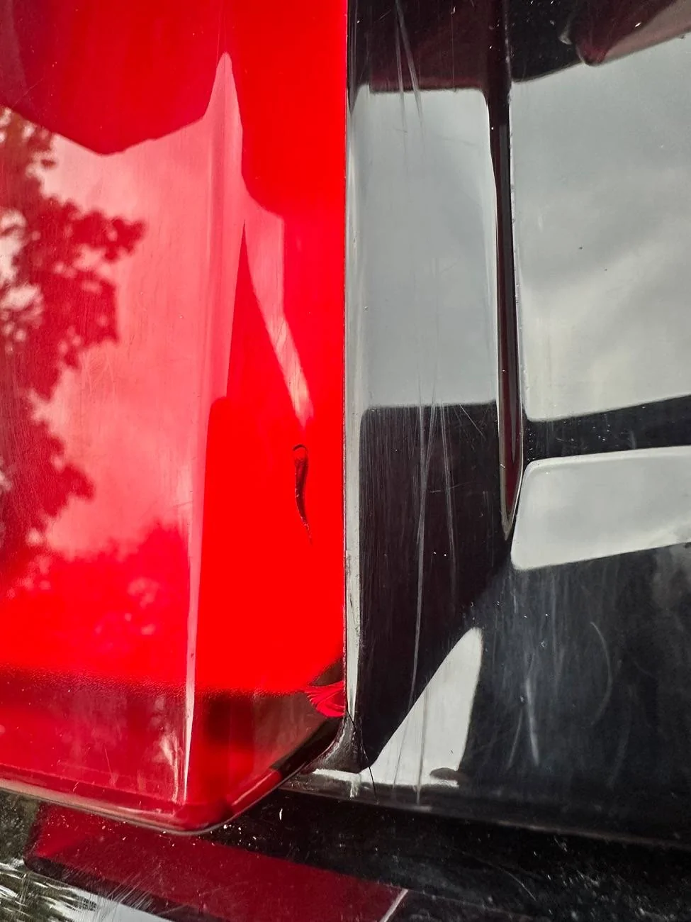 S650 Mustang Two new unrelated issues(squeaking steering wheel, crack on taillight) IMG_7313