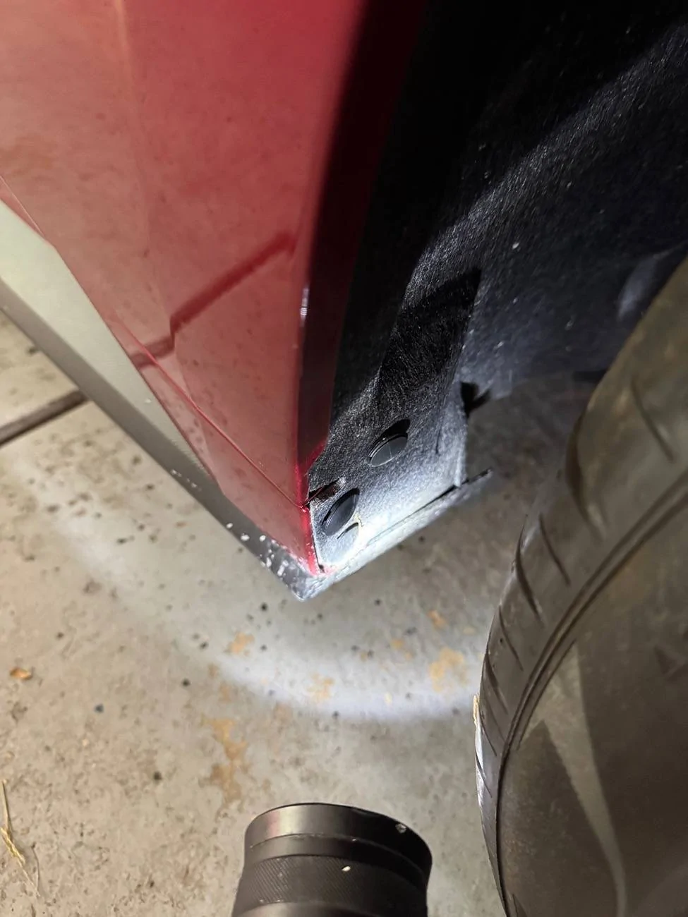 S650 Mustang HOLES IN FRONT FENDERLINER IMG_4644