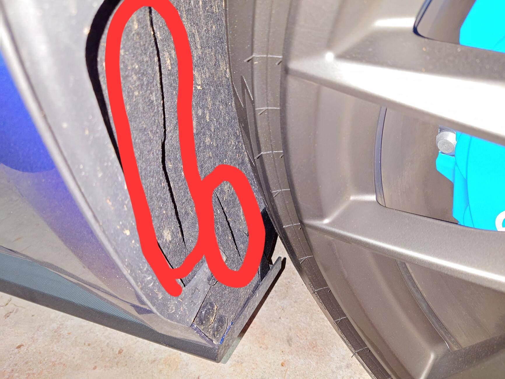 S650 Mustang HOLES IN FRONT FENDERLINER 1746574055363-iy-
