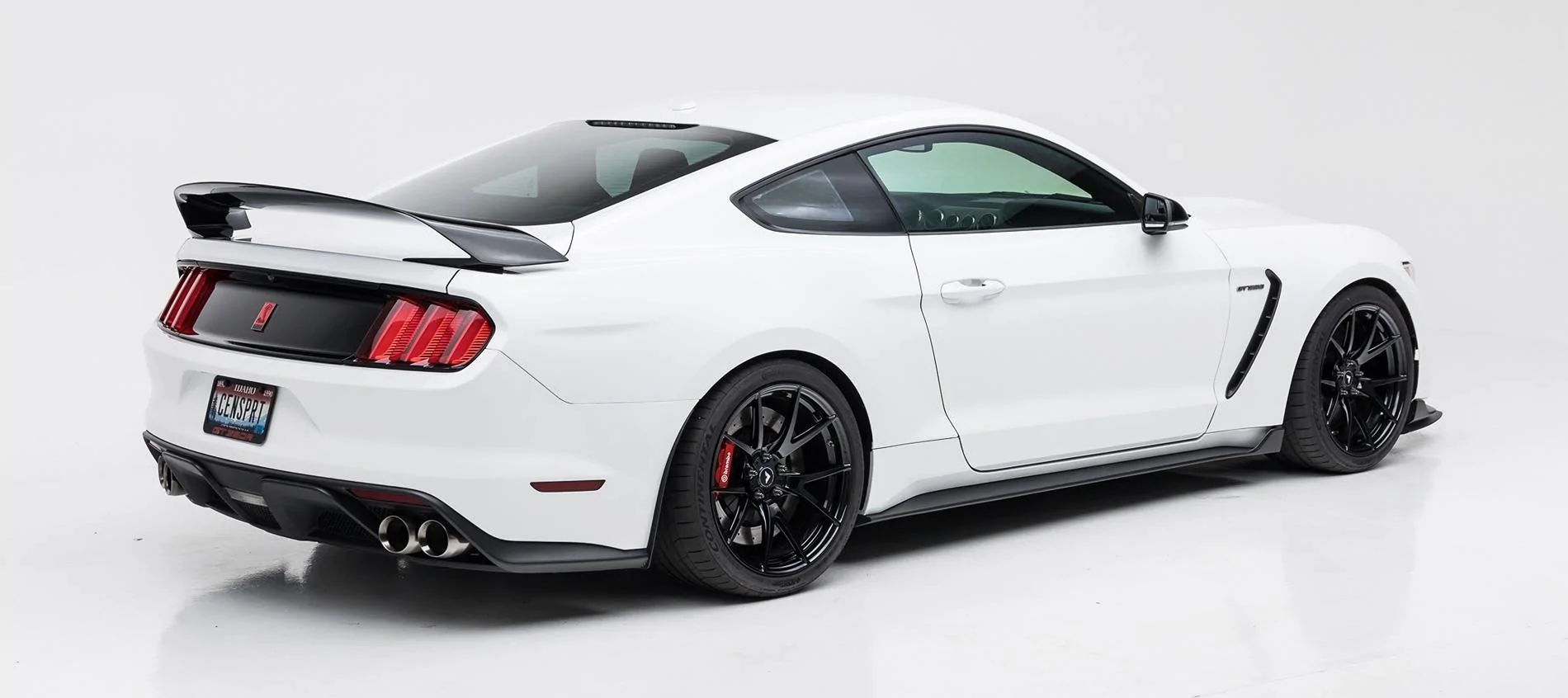 S650 Mustang 19x11 Vorsteiner VFN 501's with 305/30/19 Conti Extreme Contact tires, spacers, bolts 591A5589