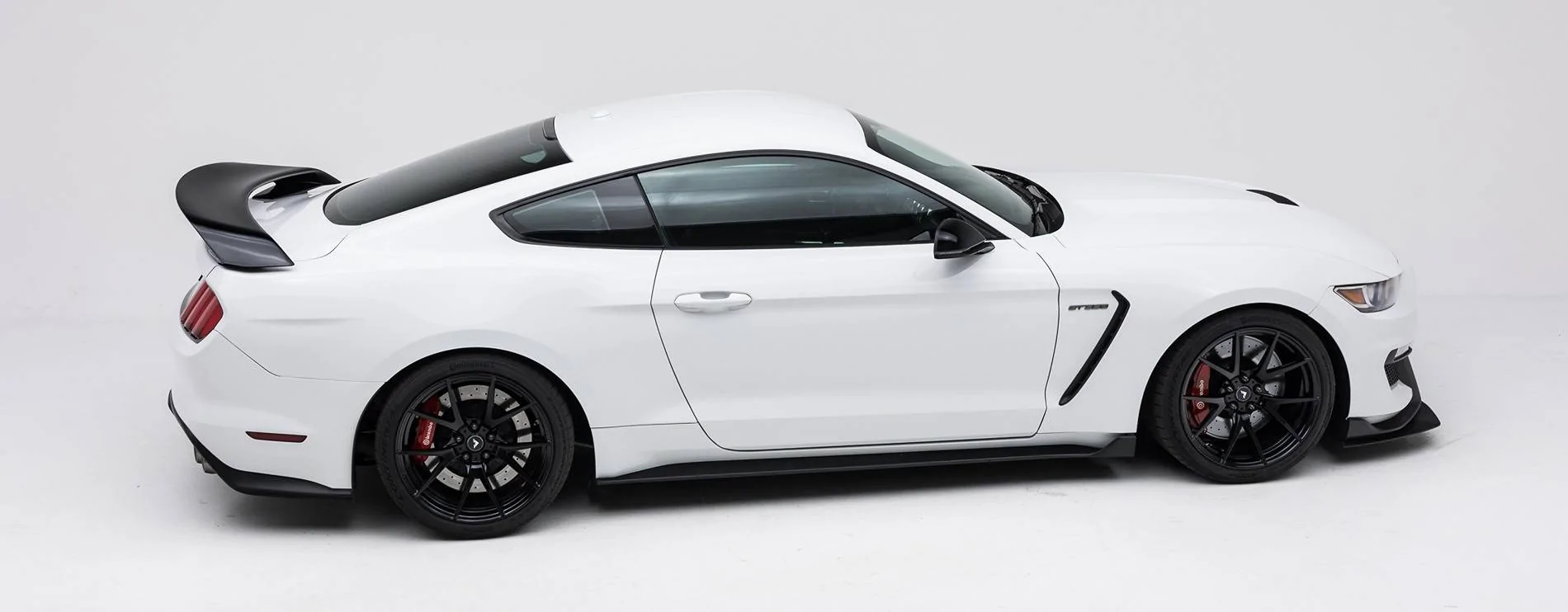 S650 Mustang 19x11 Vorsteiner VFN 501's with 305/30/19 Conti Extreme Contact tires, spacers, bolts 591A5590