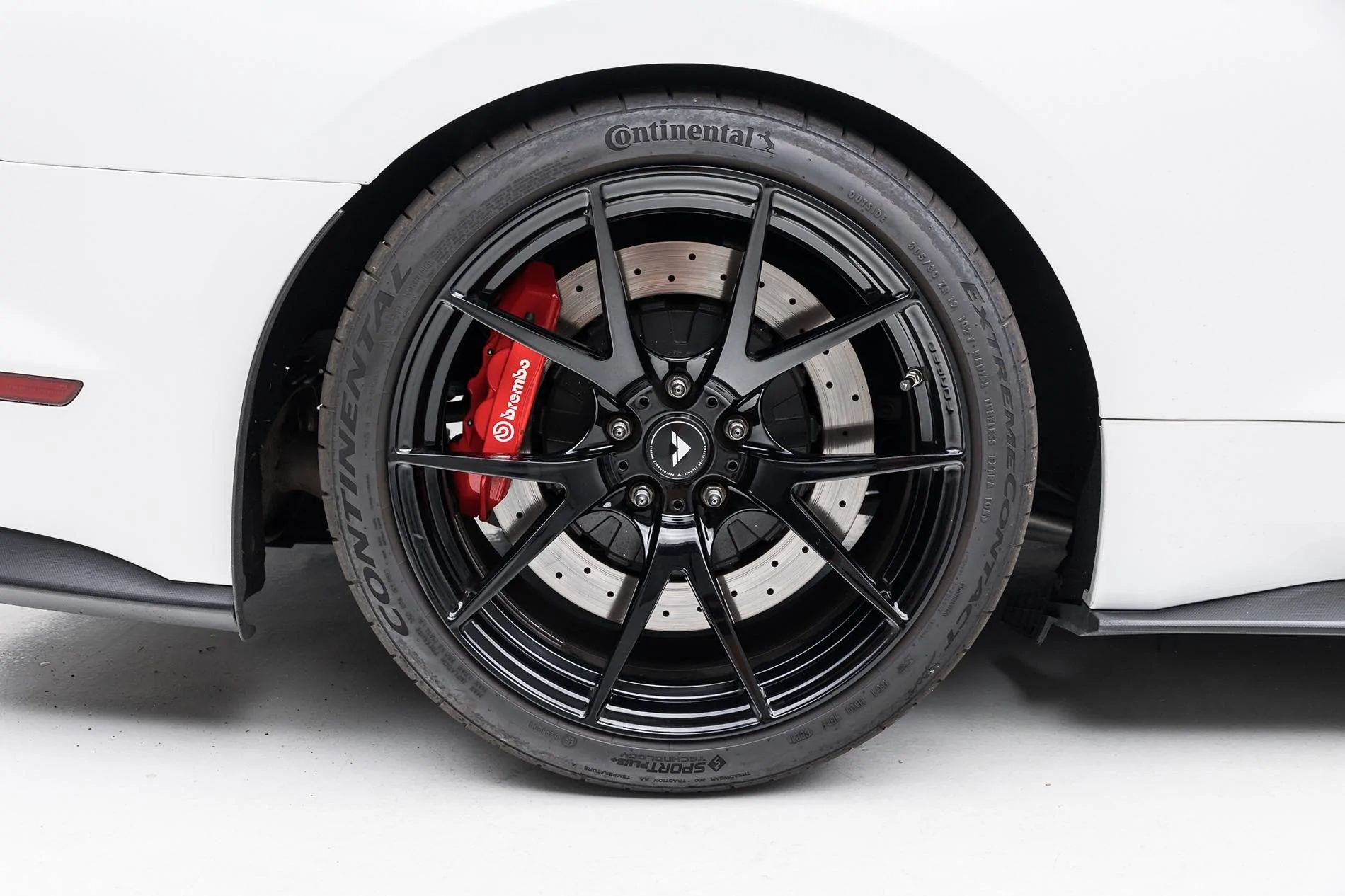 S650 Mustang 19x11 Vorsteiner VFN 501's with 305/30/19 Conti Extreme Contact tires, spacers, bolts 591A5596