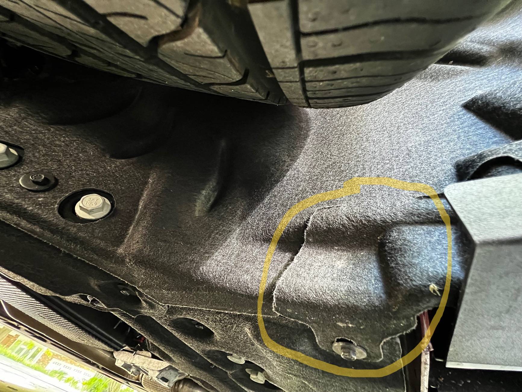 S650 Mustang GT vs PP Fender Liner Differences 2025 inner fender hole cover driver