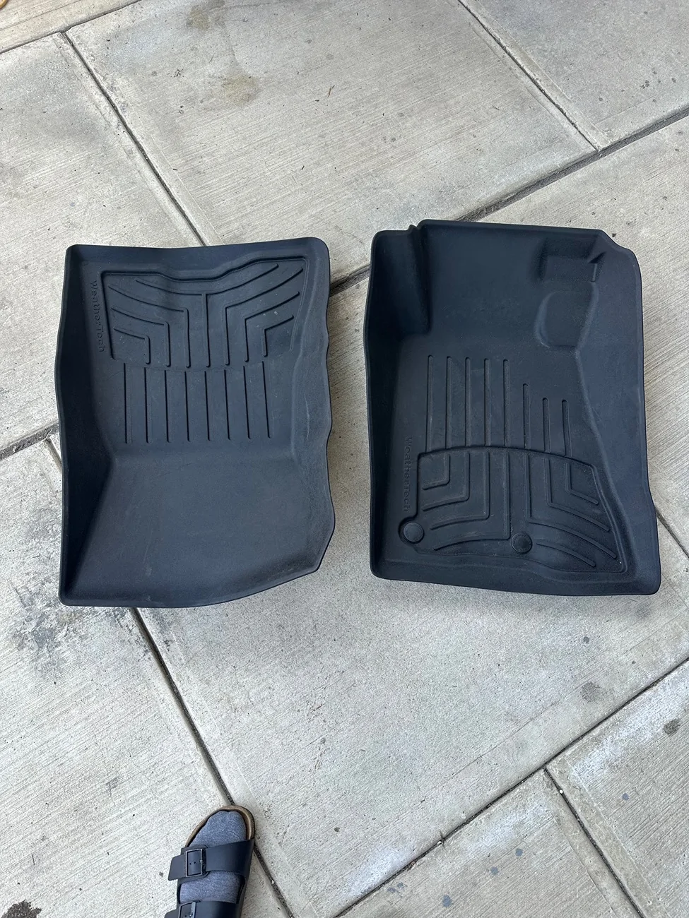 S650 Mustang Free S650 WeatheTech floor mats IMG_1294