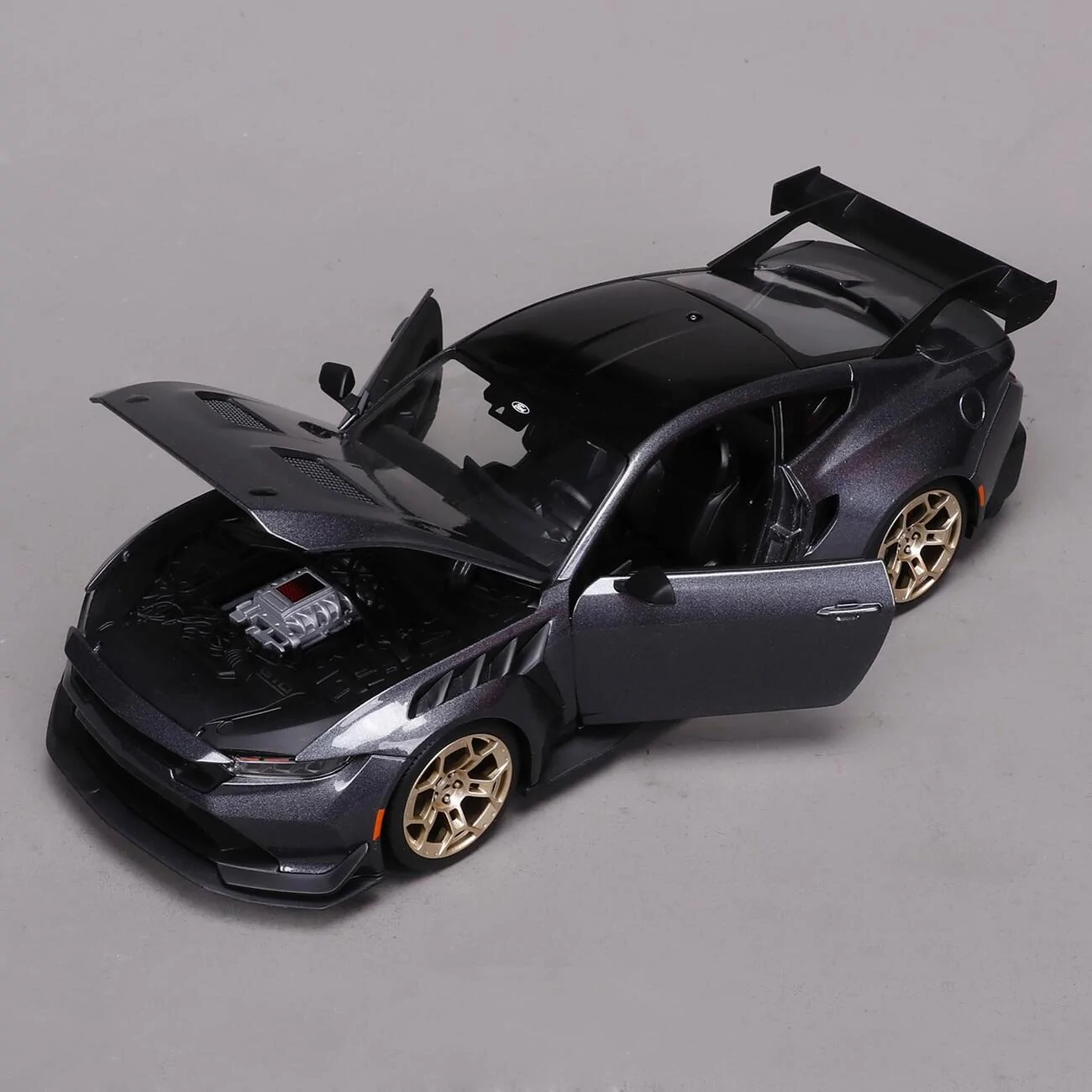 S650 Mustang First S650 2024 Ford Mustang Diecast! 1/18 Dark Horse in Carbonized Gray 1753886866309-yh