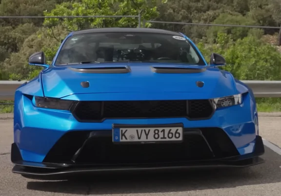 S650 Mustang Watch Max Verstappen and Chris Harris drive the Mustang GTD! 1753898250679-vz