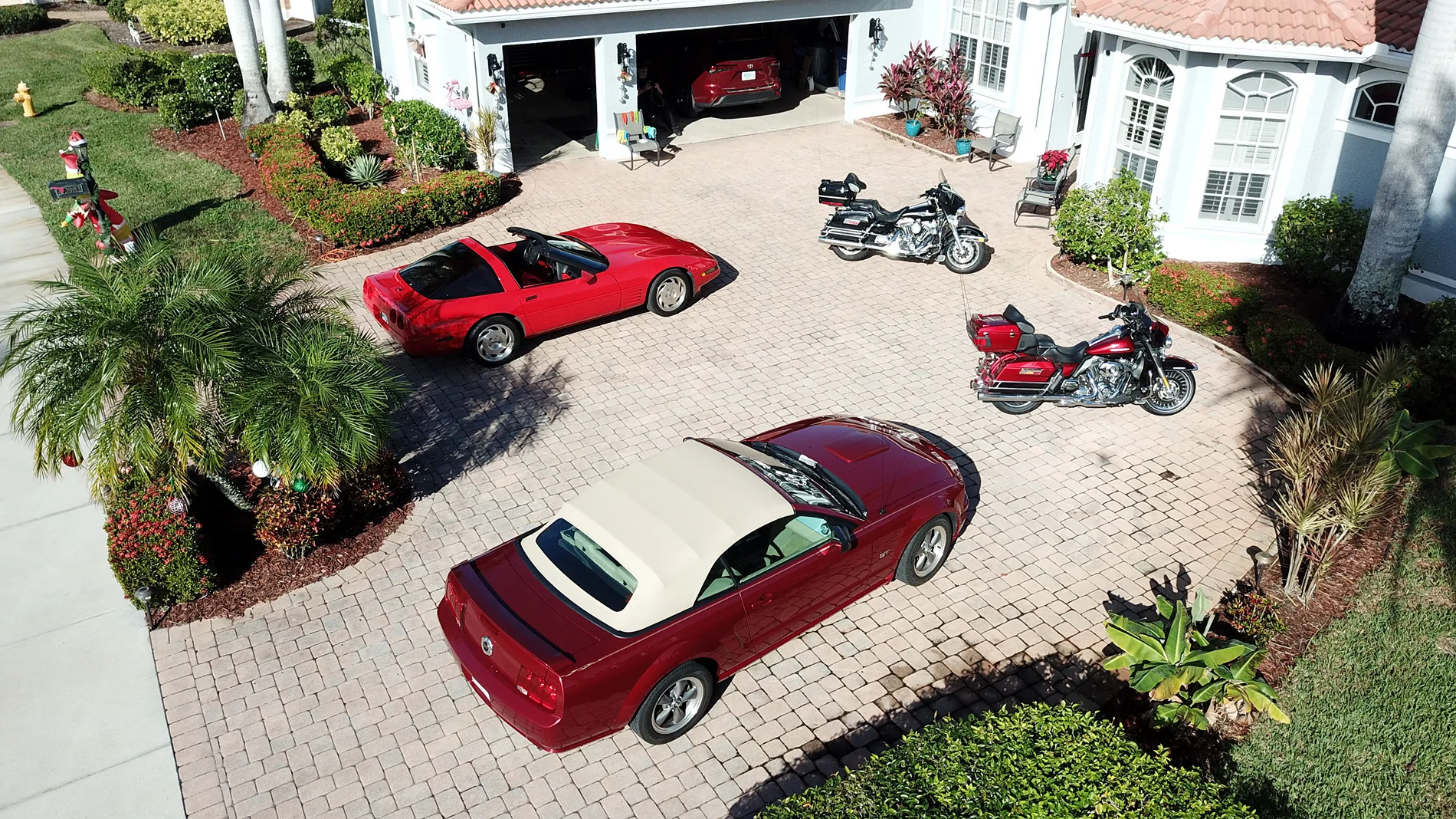 S650 Mustang Post your motorcycle along with your Mustang if you have one. DJI_0054