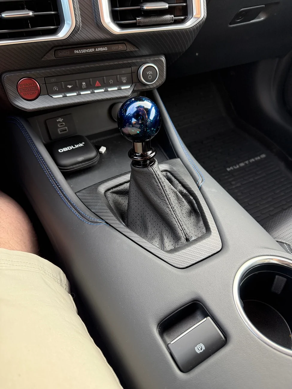 S650 Mustang Automatic or 6-speed - honest feedback IMG_5973