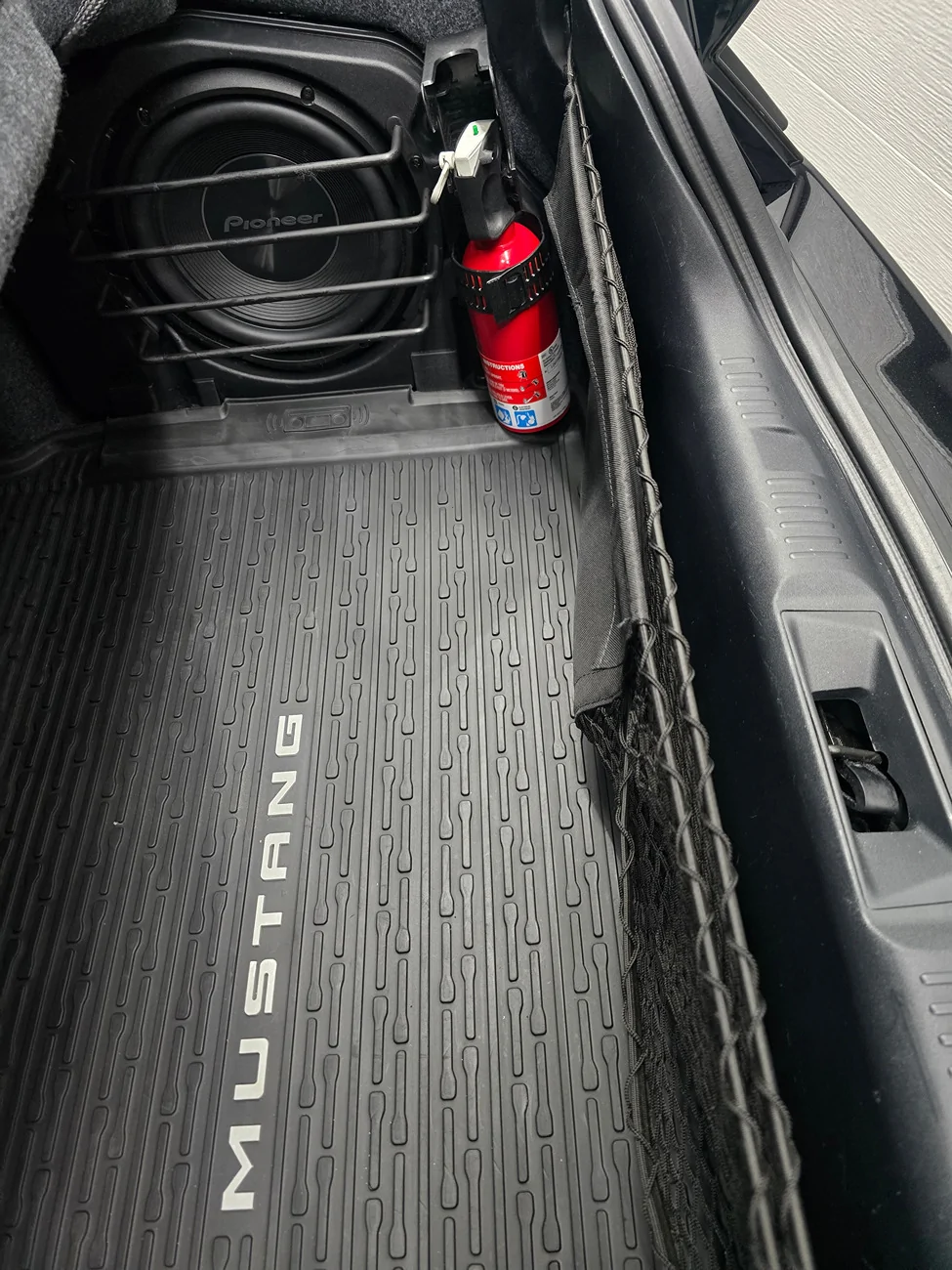S650 Mustang Enclosure Fiber Fill 20250802_214018