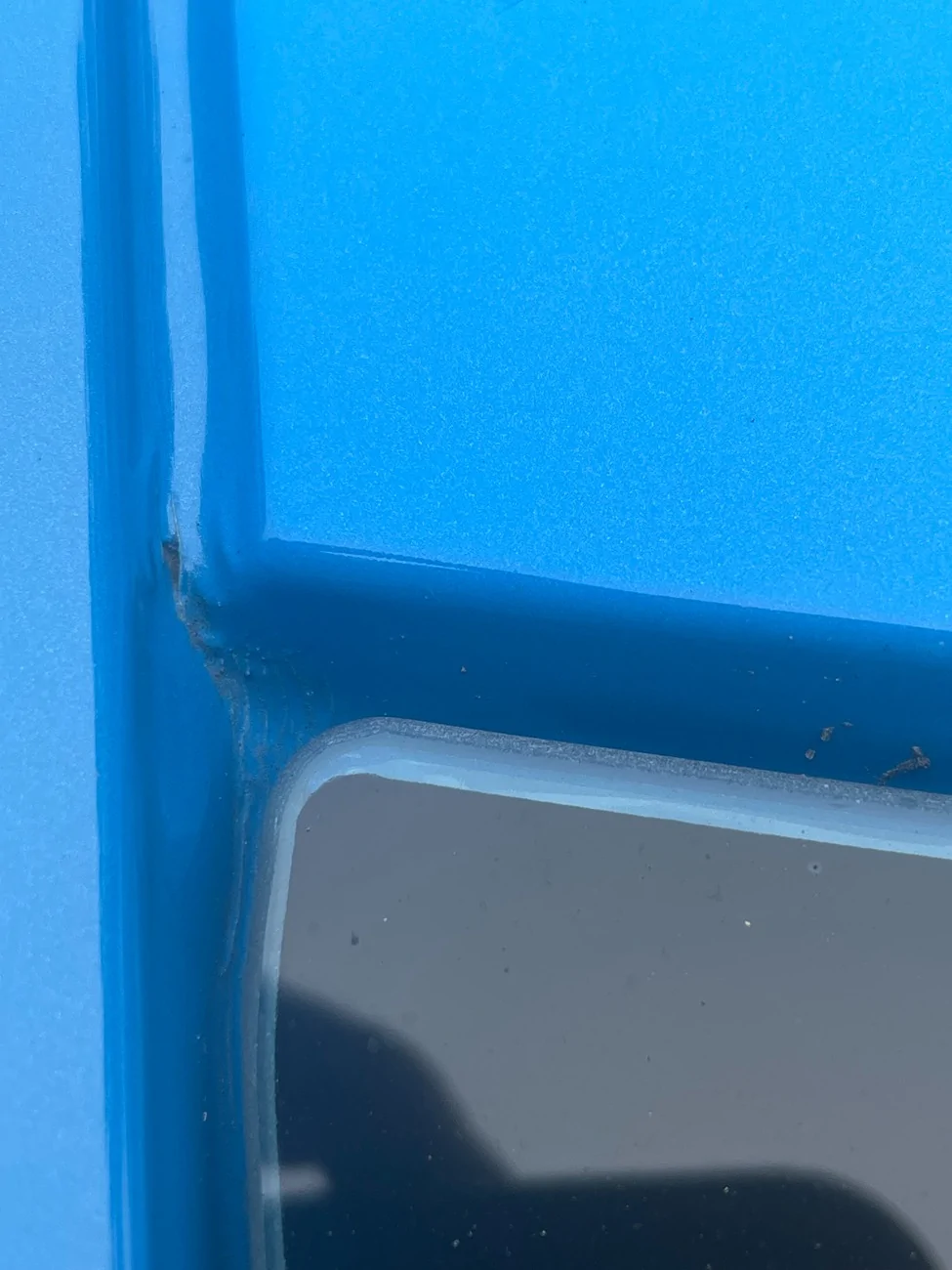 S650 Mustang Roof channel paint defect and grille plastic bubbling IMG_8999