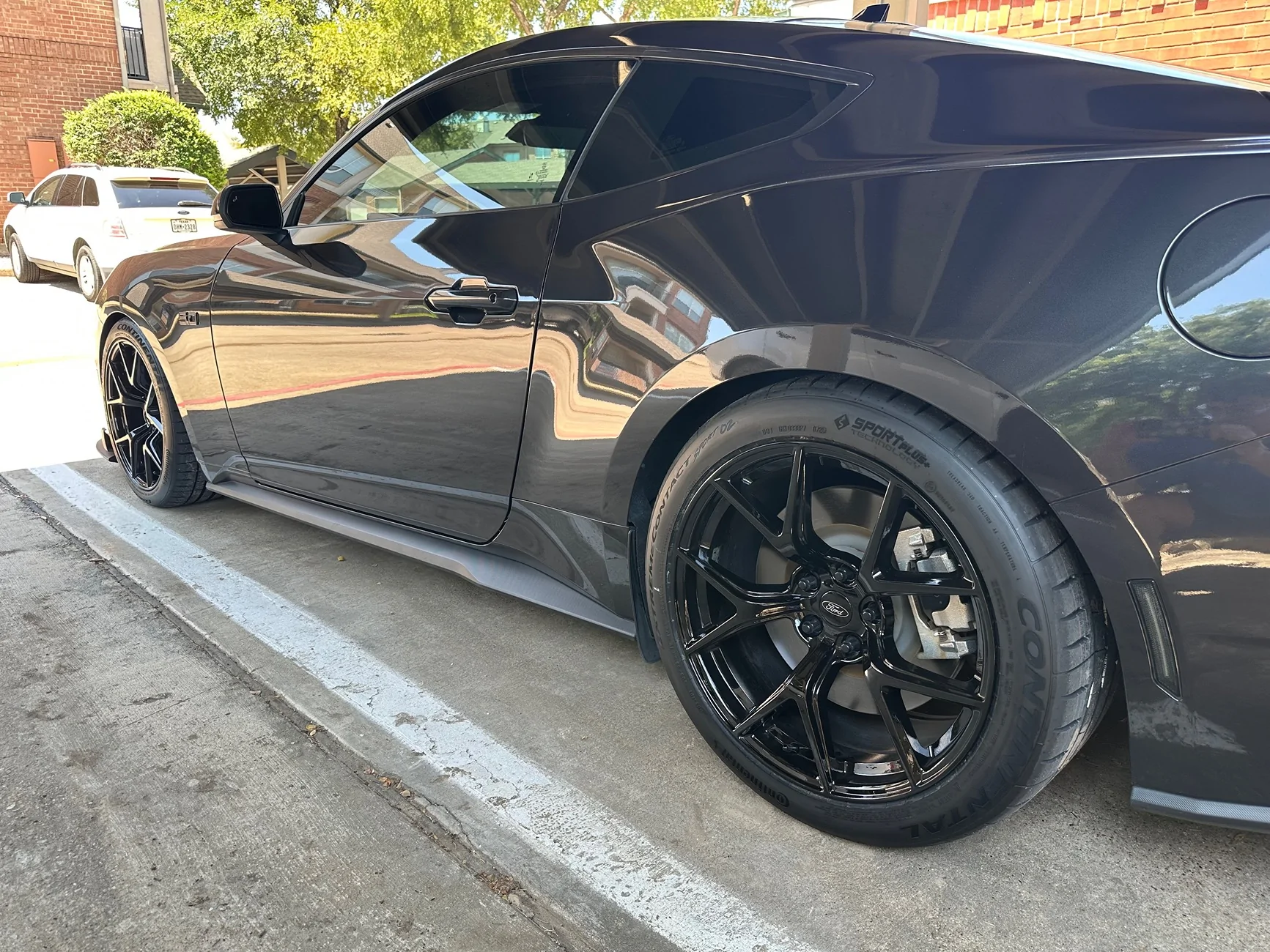 S650 Mustang Continental EC Sport 02 New Tire Size IMG_7263