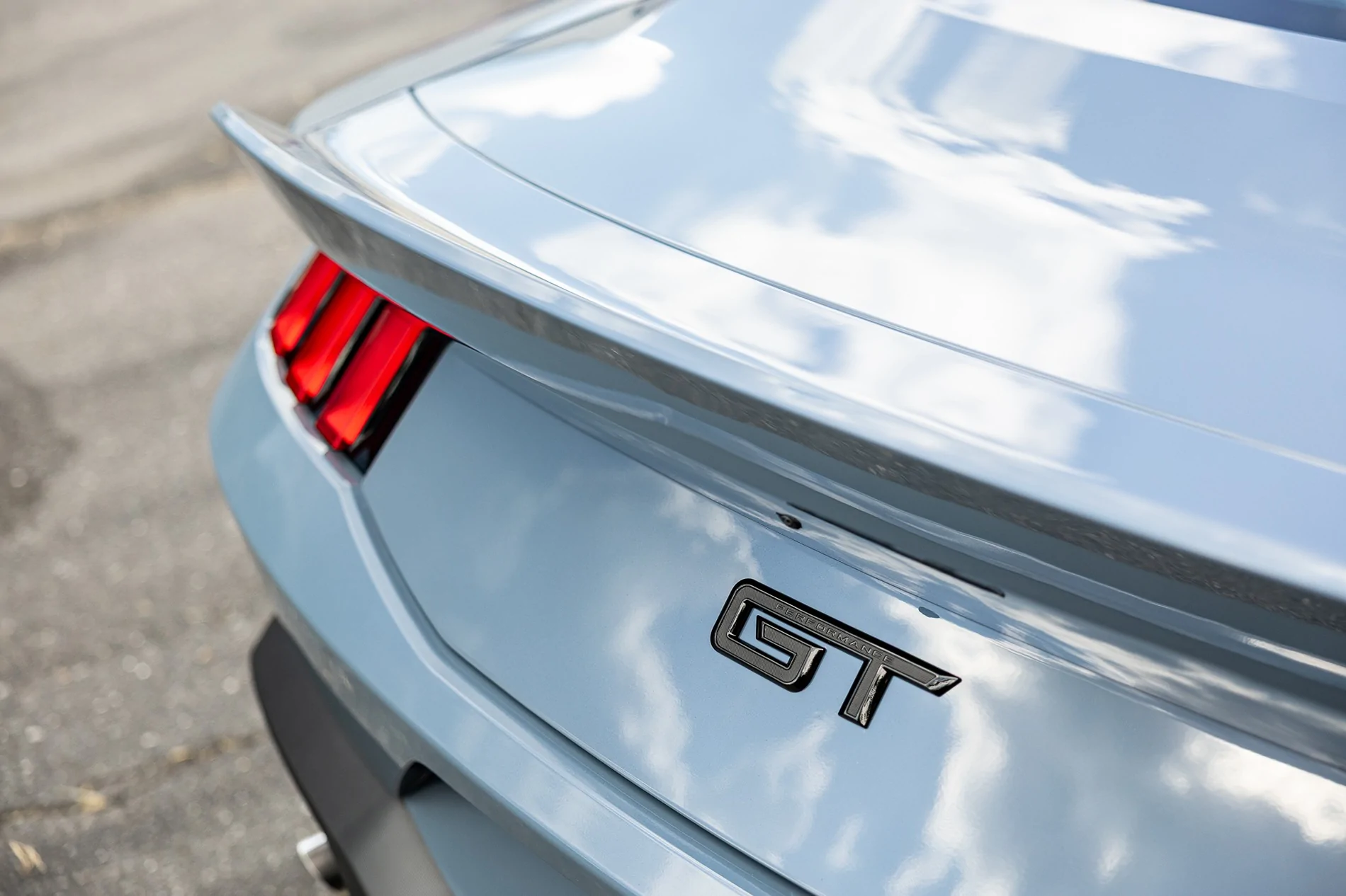 S650 Mustang RTR-Equipped Spotlight // Check out Jeff's RTR-equipped Vapor Blue S650 Mustang! JCOL5309