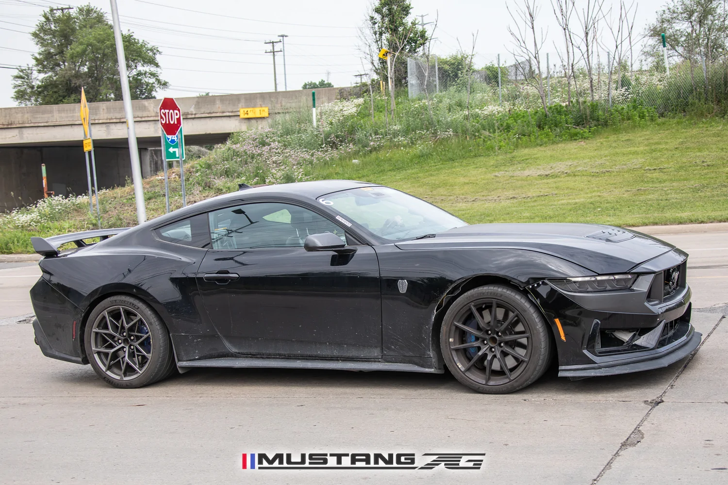 S650 Mustang Dark Horse Boss Mustang Prototype's Sounds + DCT Transmission (?) - New Video dark-horse-boss-mustang-spied-12