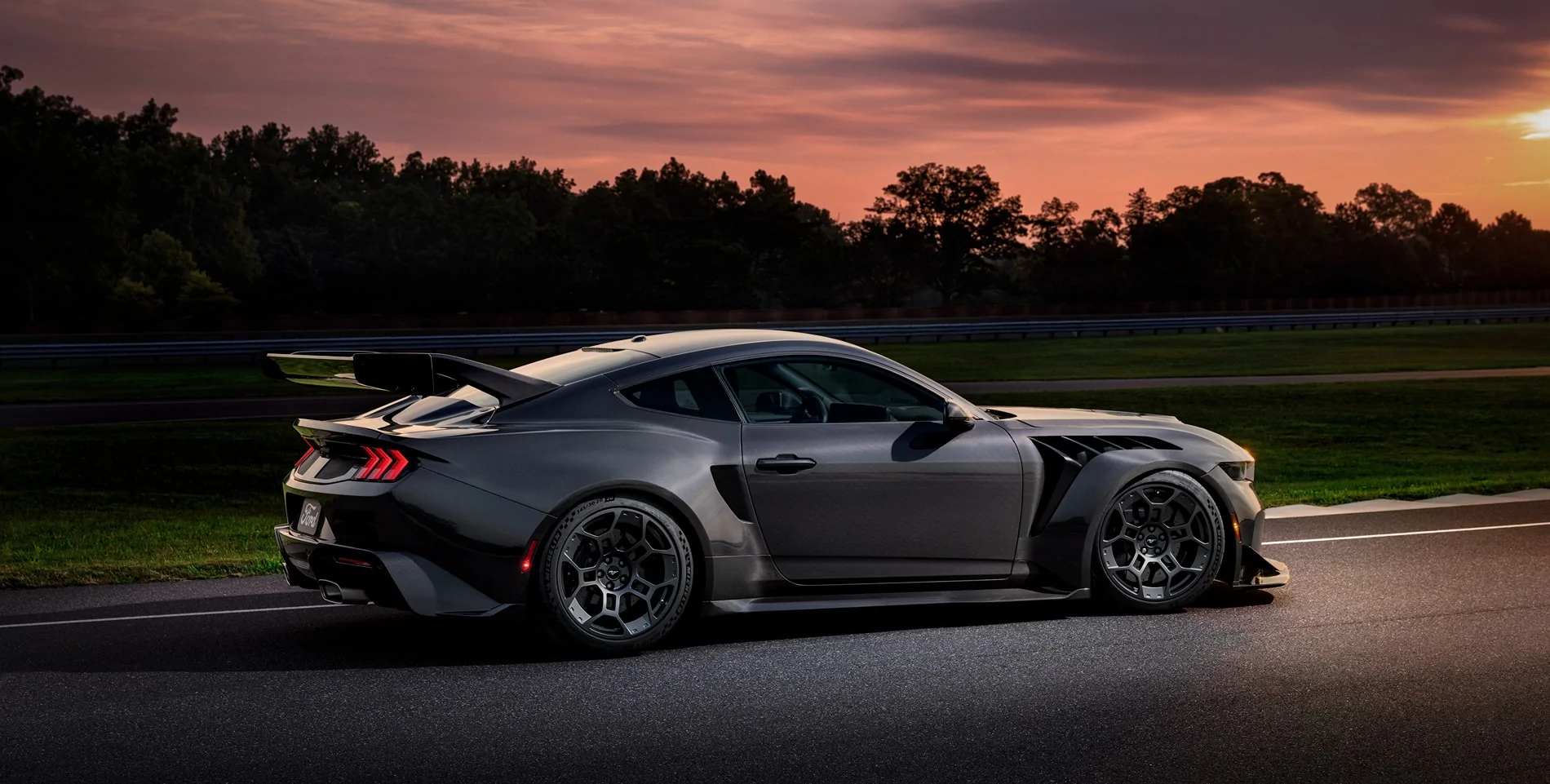 S650 Mustang Mustang GTD Liquid Carbon Trim Revealed _S5A9605 1b_V2c_3706