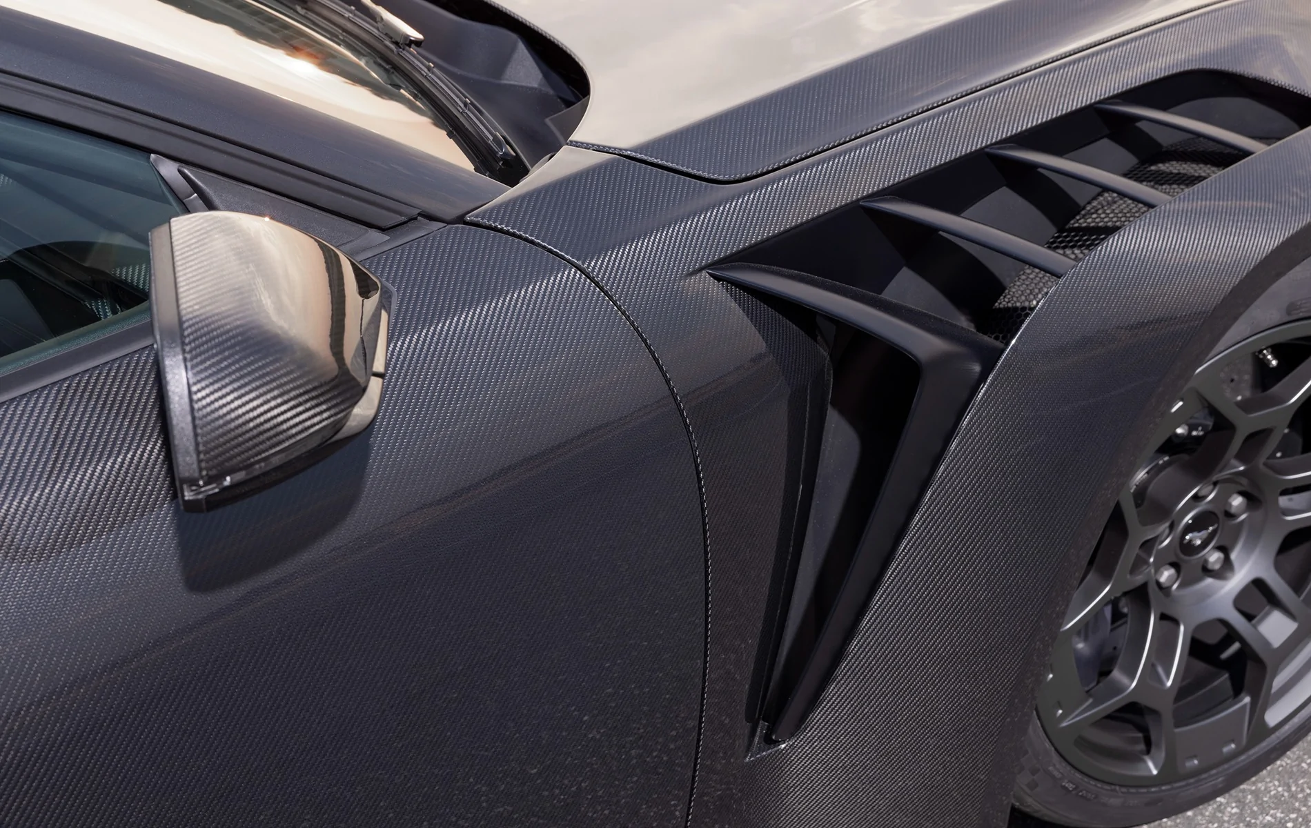 S650 Mustang Mustang GTD Liquid Carbon Trim Revealed _S5A9577_V1_3705