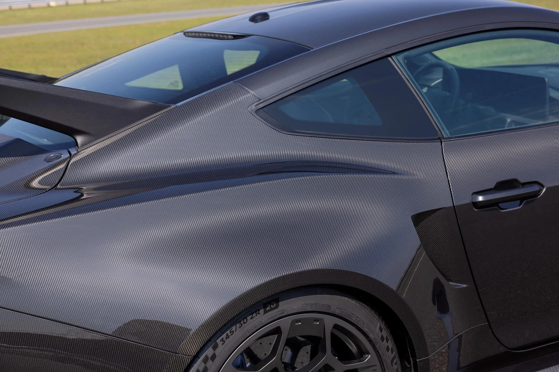 S650 Mustang Mustang GTD Liquid Carbon Trim Revealed _S5A9882-1_V1a_3709