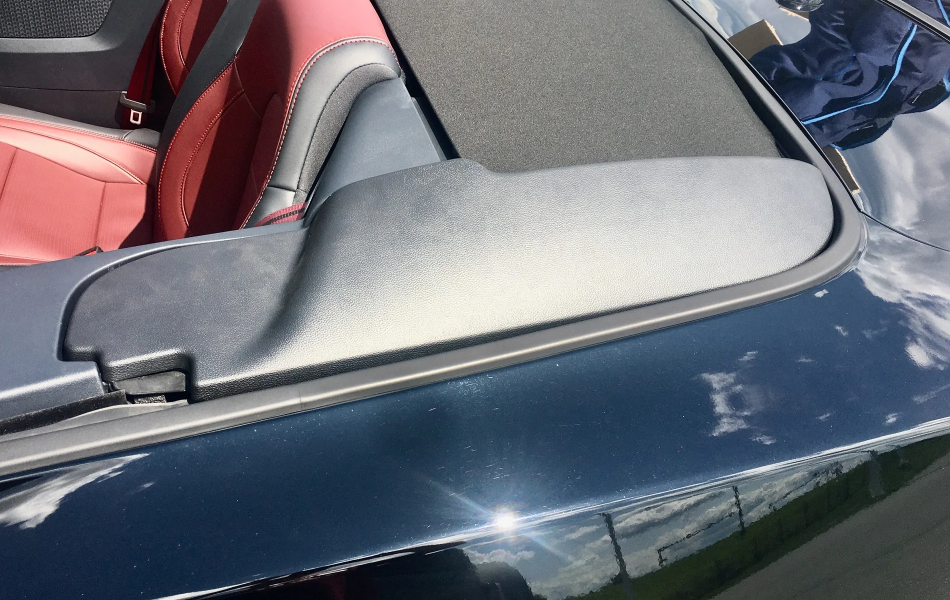 Mustang 2024 Convertible Cover01.webp