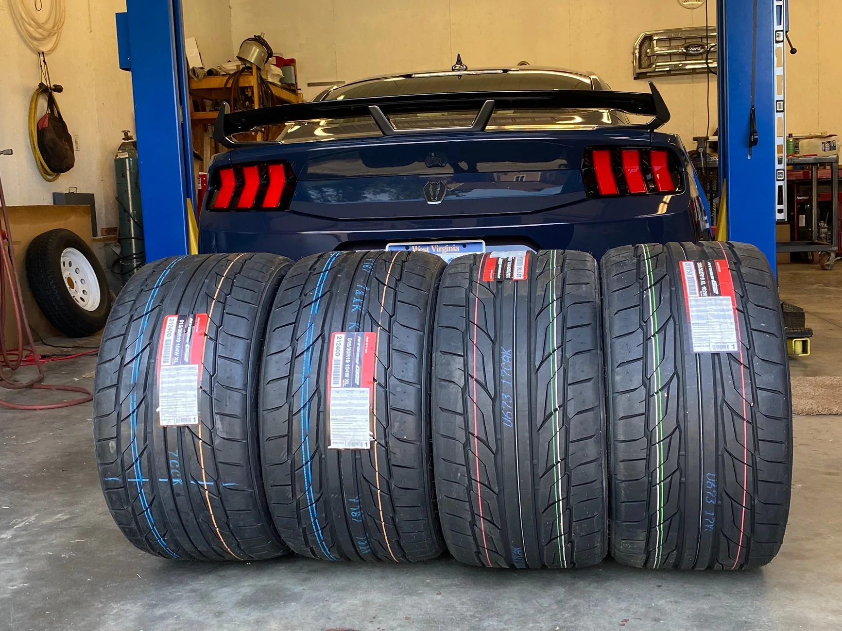 S650 Mustang Pirelli Trofeo RS Tires 305/30 & 315/30-19 — 369 miles IMG_7919