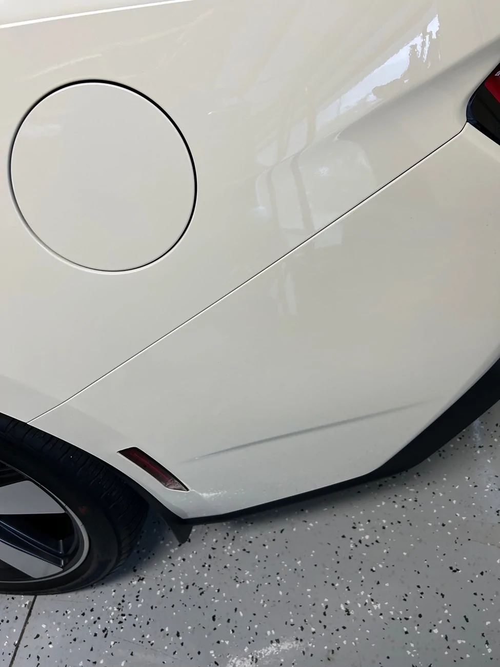 S650 Mustang Poor Rear Fender and Quarter Panel Alignment. IMG_2555