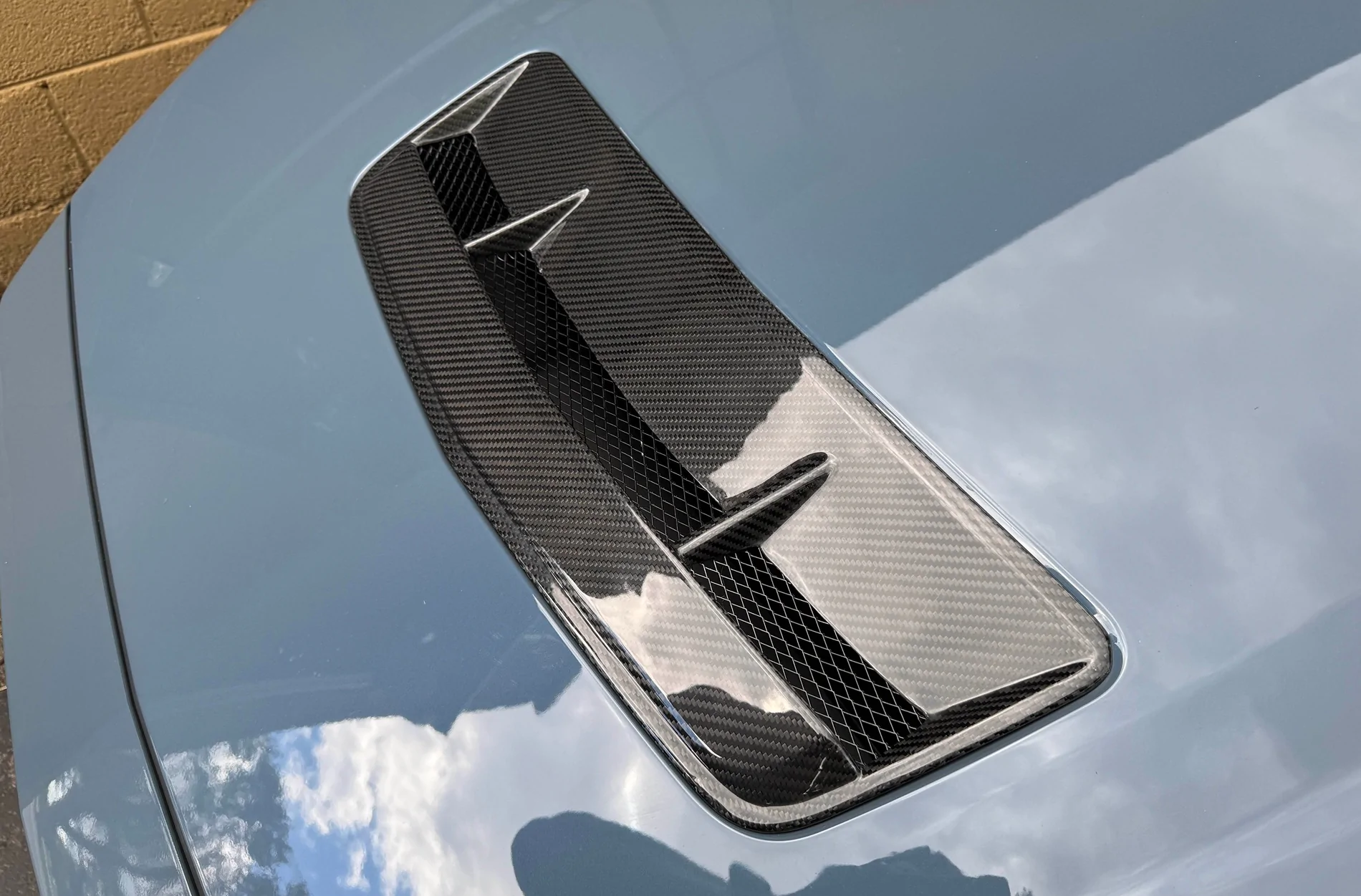 S650 Mustang Install of Shelby style hood vent with thermal pics djdtyrjh
