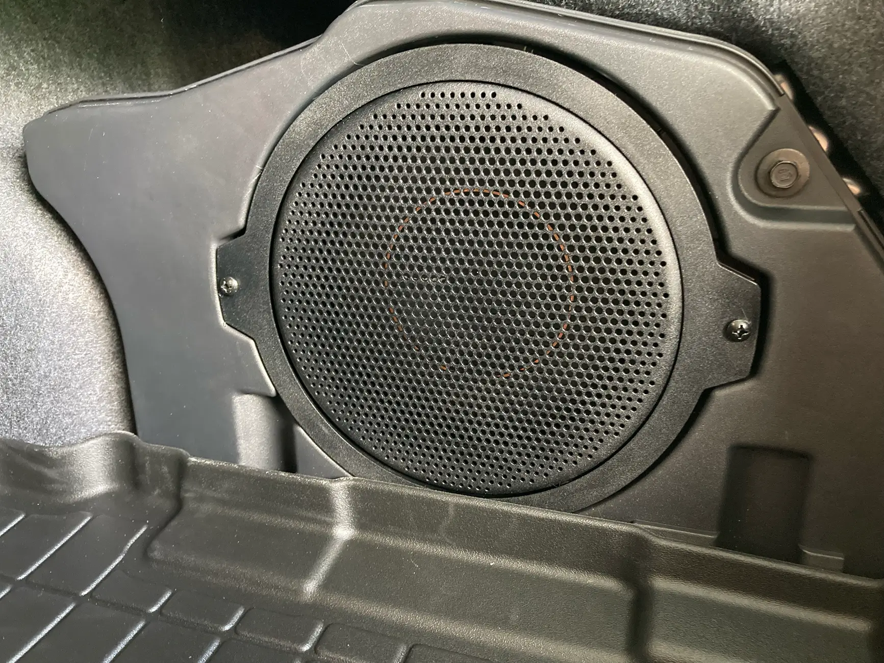 S650 Mustang 2025 Dark Horse, OEM B&O Sub replacement - Pioneer TS-D10D4 tempImagejB1Ay