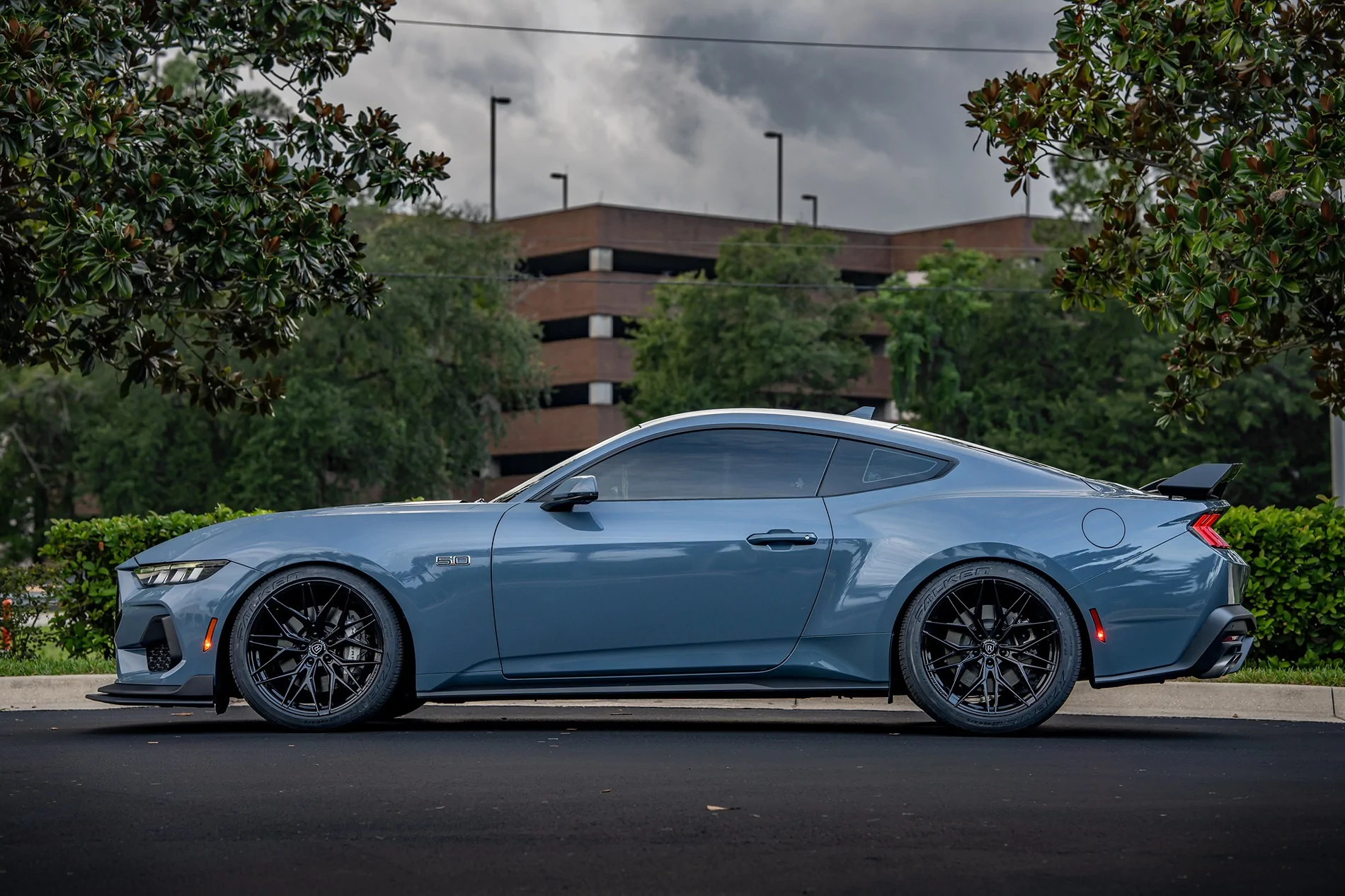 S650 Mustang Ford Mustang GT on Rohana RFX17 Wheels 54763822685_4db5e2c129_k