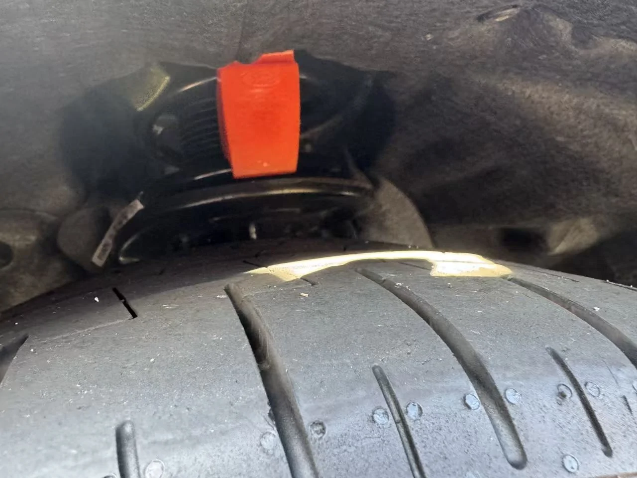 S650 Mustang Squeaking sound on my NEW mustang front driver sid
