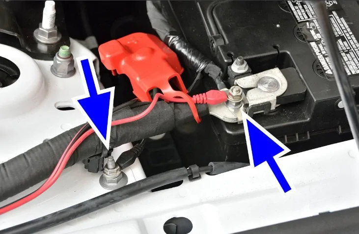 S650 Mustang Connecting CTEK/Battery Tender 1757378934907-bk