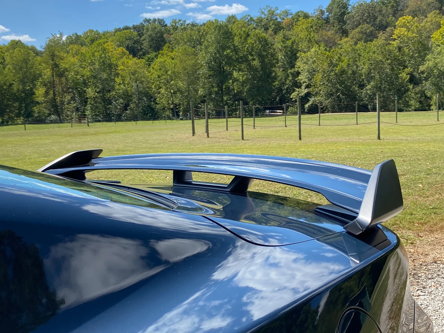 S650 Mustang Show me your spoiler! IMG_8064