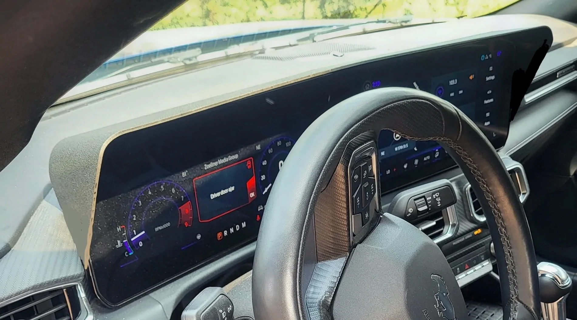 S650 Mustang Display screen visor IMG_7387