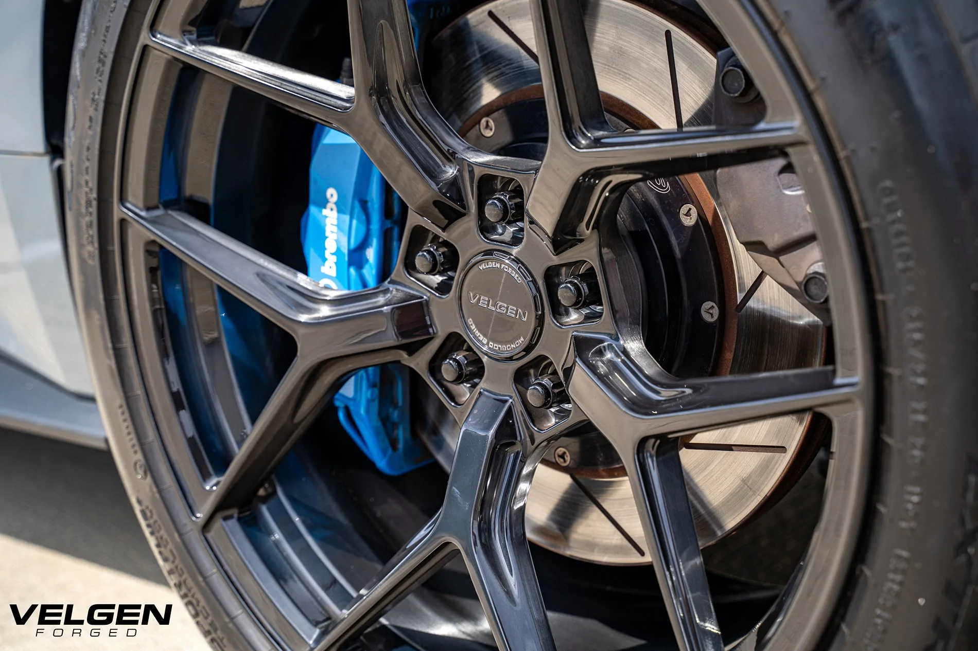 dark-horse-vfmbx5-velgen-forged-6.webp