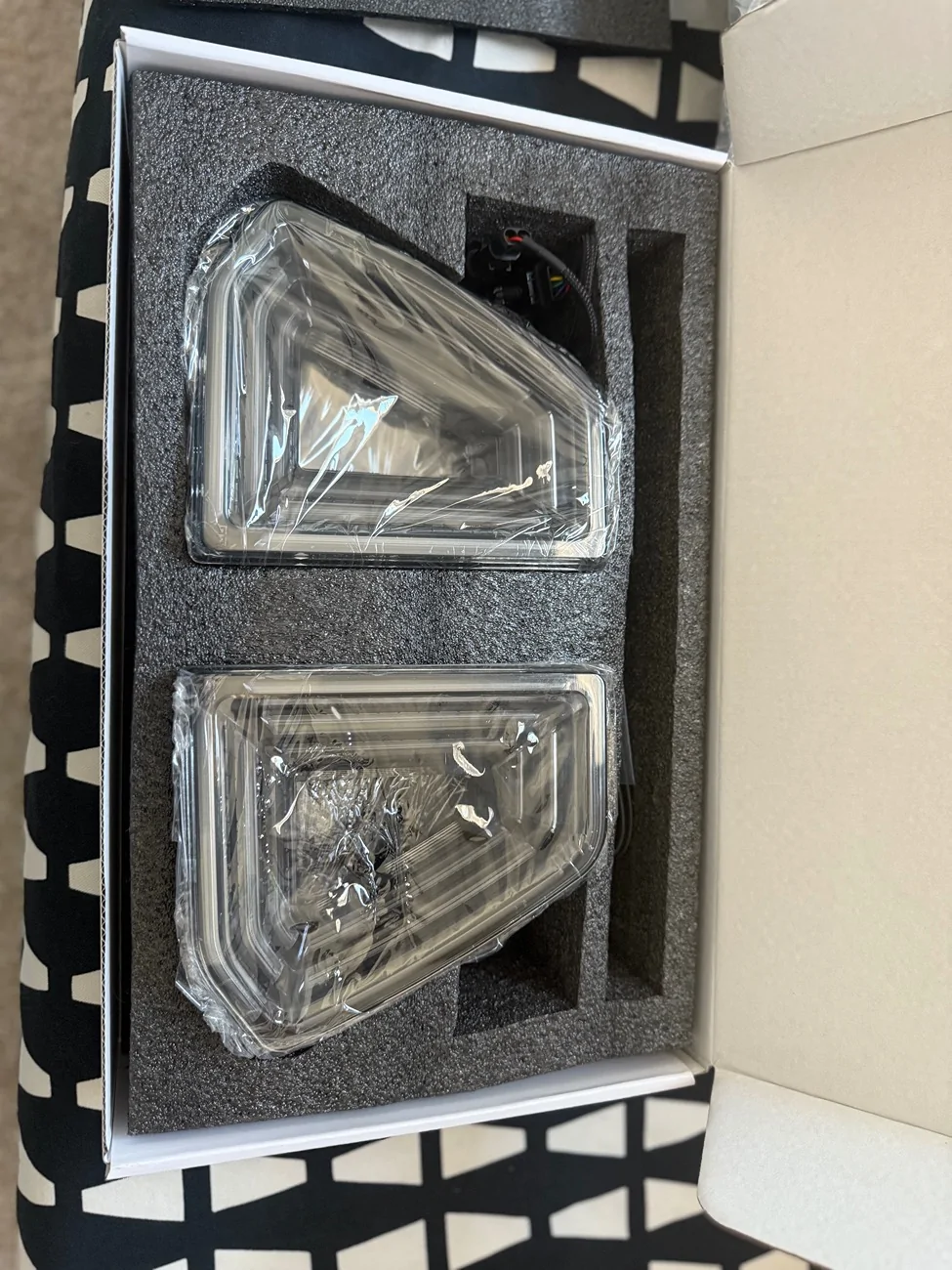 S650 Mustang RTR leds - can these be painted? IMG_2529