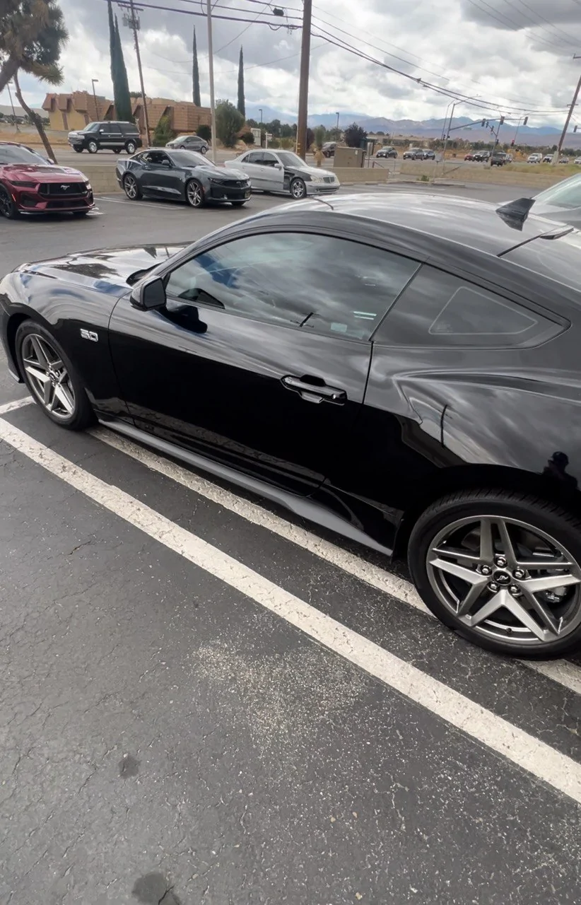 S650 Mustang Black Car On What Color Rims? photo_5093933992083393782_y