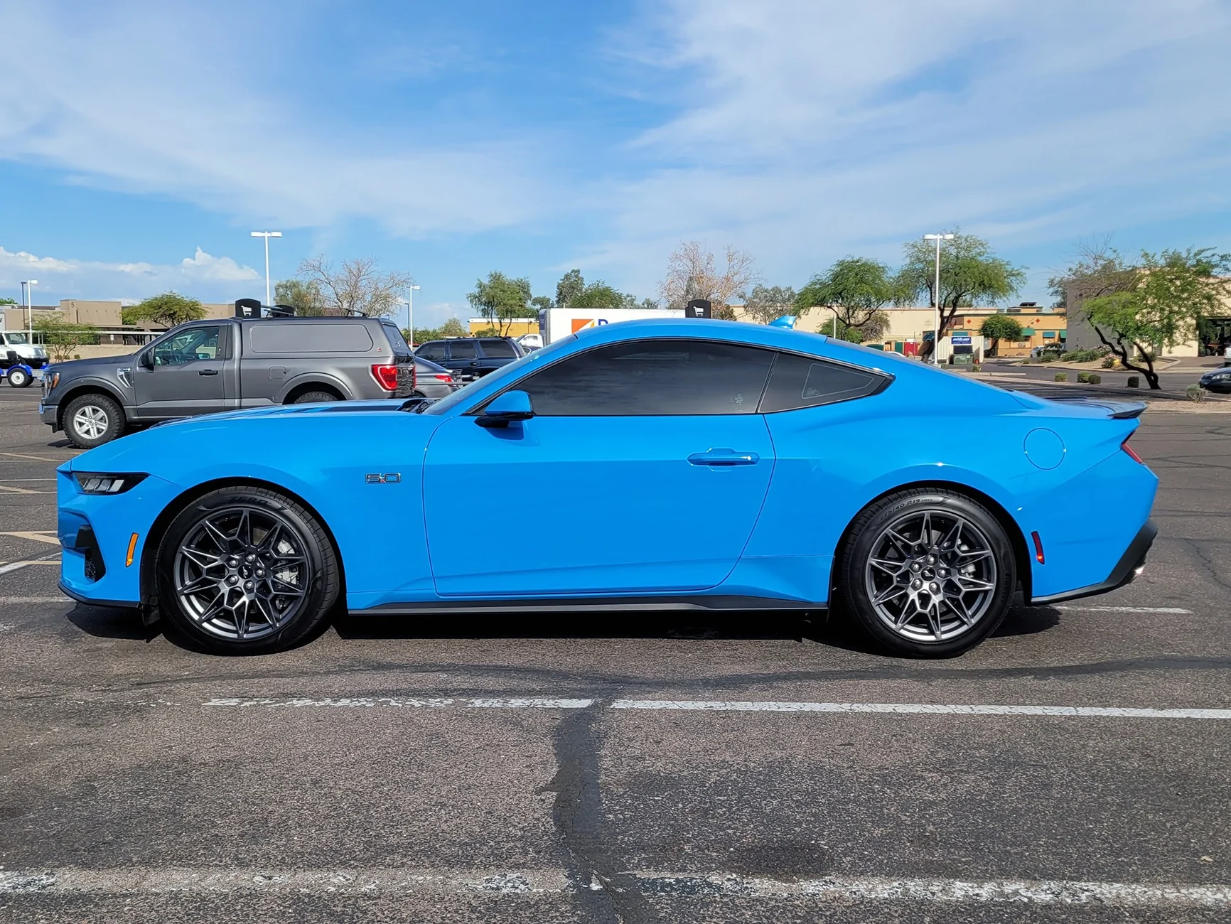 S650 Mustang Black Car On What Color Rims? 20250917_155623