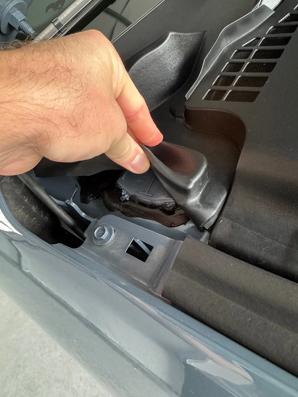 S650 Mustang 25C43 Water Intrusion Recall IMG_7703